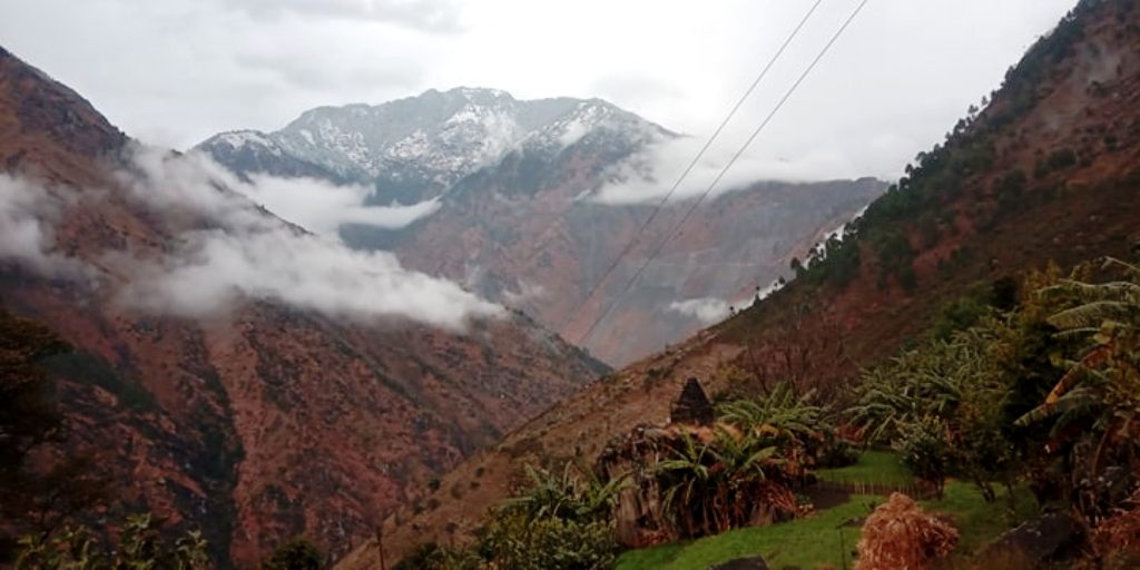 सुदुरपश्चिम प्रदेशका सबै जिल्लाहरुमा बर्षासँगै हिमपात(फोटो फिचर)